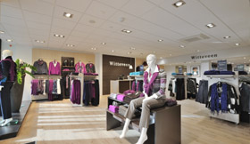 Ladeneinrichtung Mode: Witteveen Mode, NL - 