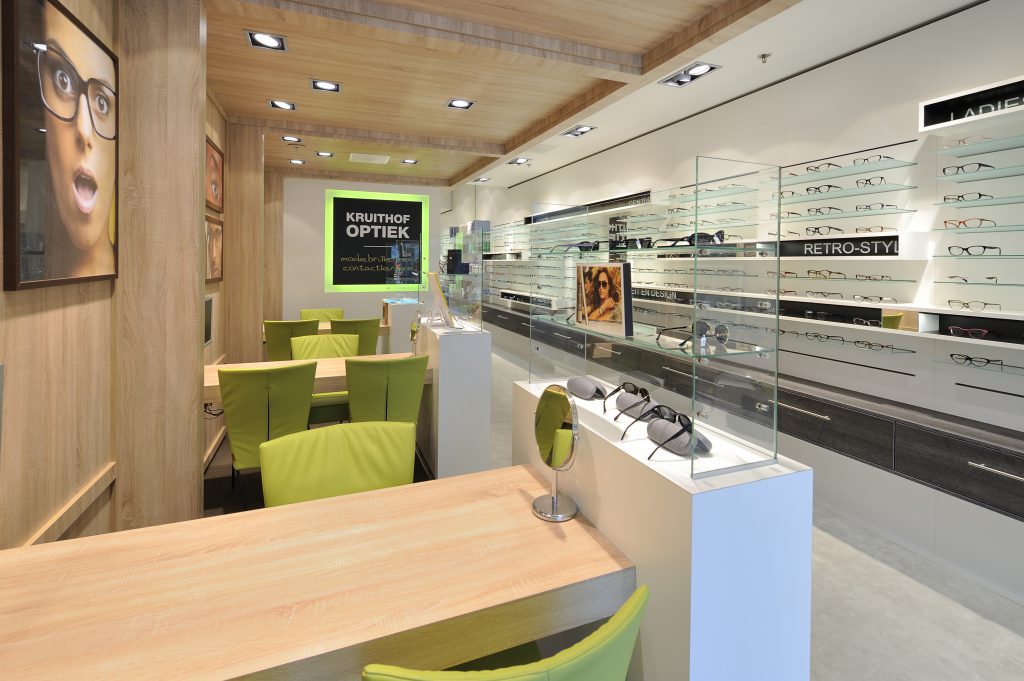 Kruithof Optik: Neugestaltung Optik und Ladeneinrichtung