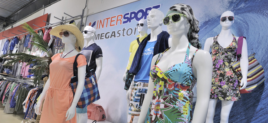 Intersport Megastore Roermond (NL): Ladenbau Sport - 