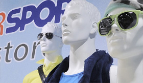 Intersport Megastore Roermond (NL): Ladenbau Sport - 