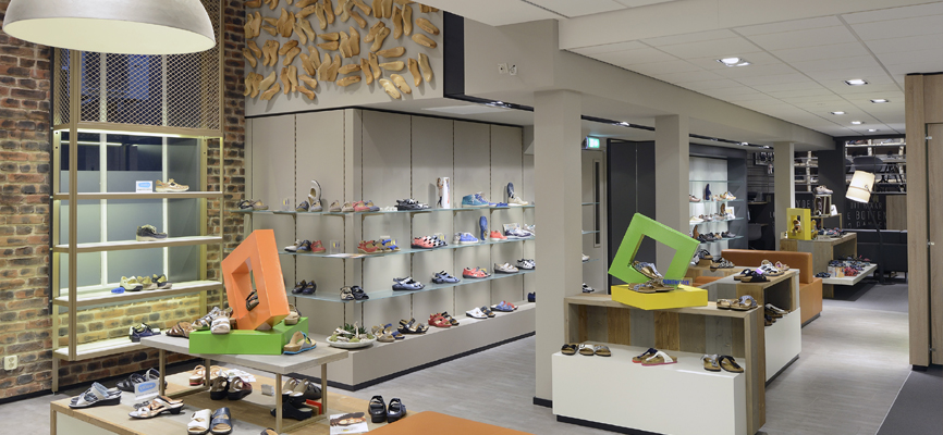 Ladenbau Schuhe Bronkhorst - 