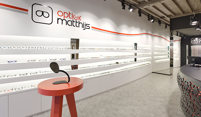 Matthijs Optik | Gent (BE): Einzigartige Einrichtung und Ladenbau Optik – - 