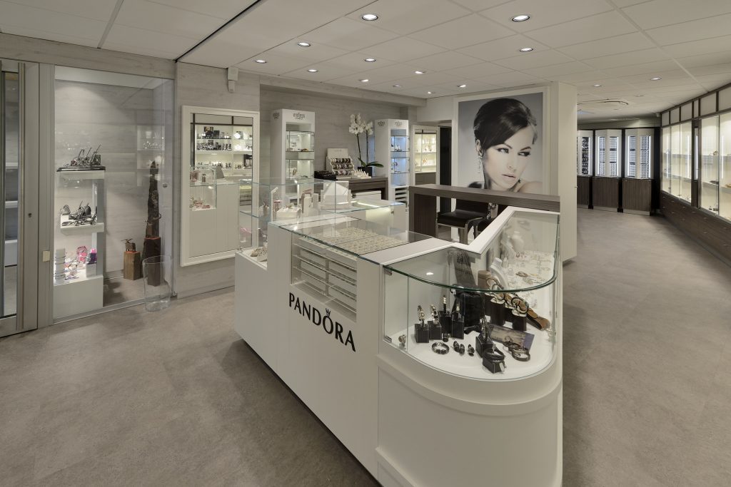 Juwelier Reiser | Schwetzingen (DE): Einrichtung Schmuck