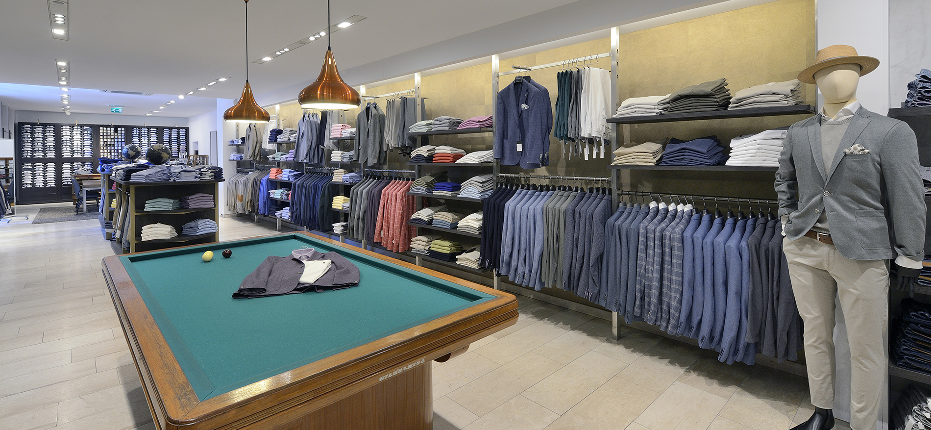 Gründliches Restyling von MarcEdwards Menswear in Haarlem - 