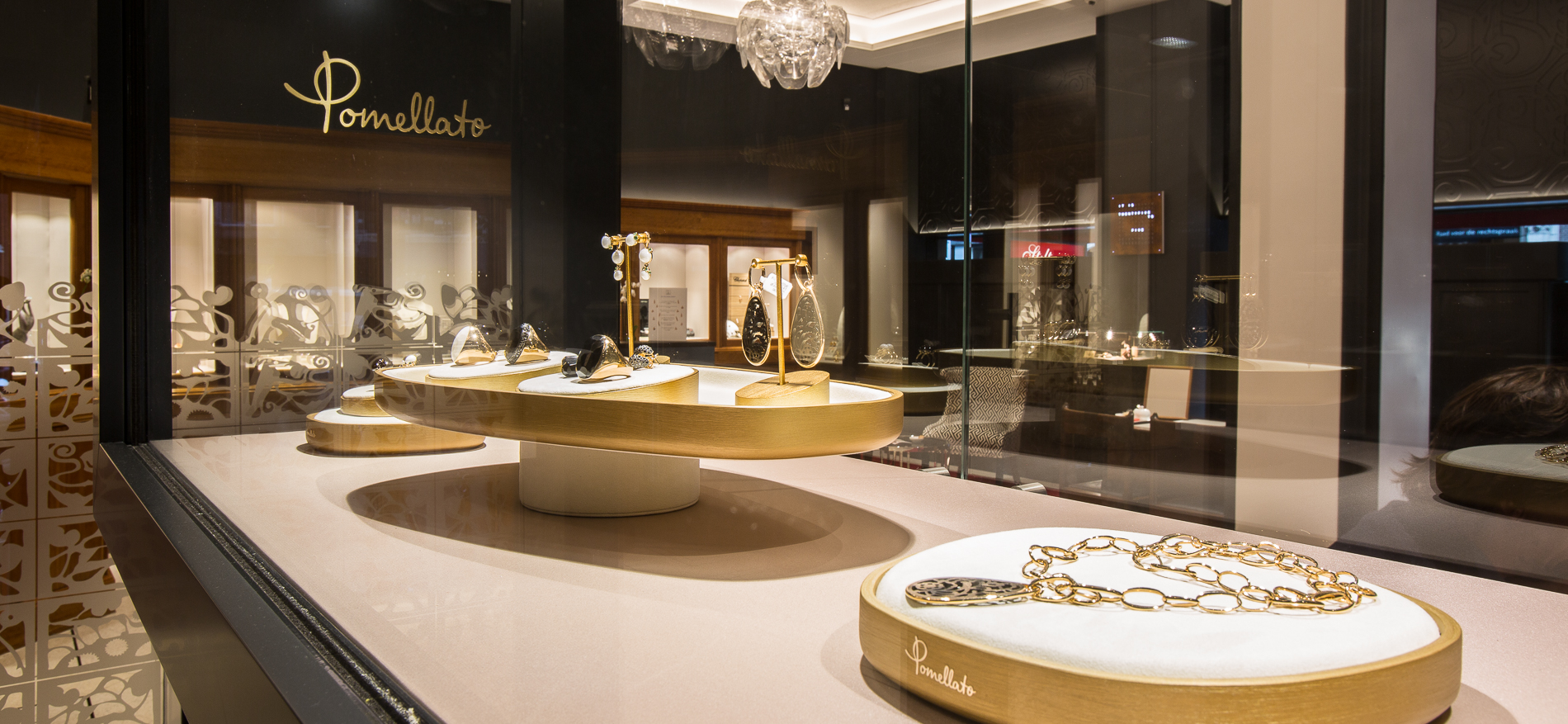 Eingreifende Renovierung Juwelier Steltman | Den Haag - 