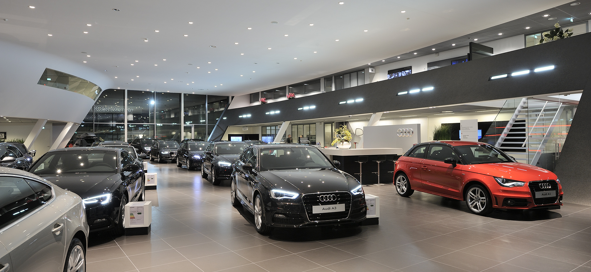 Audi Showroom | Pon Dealer Amersfoort (NL) - 