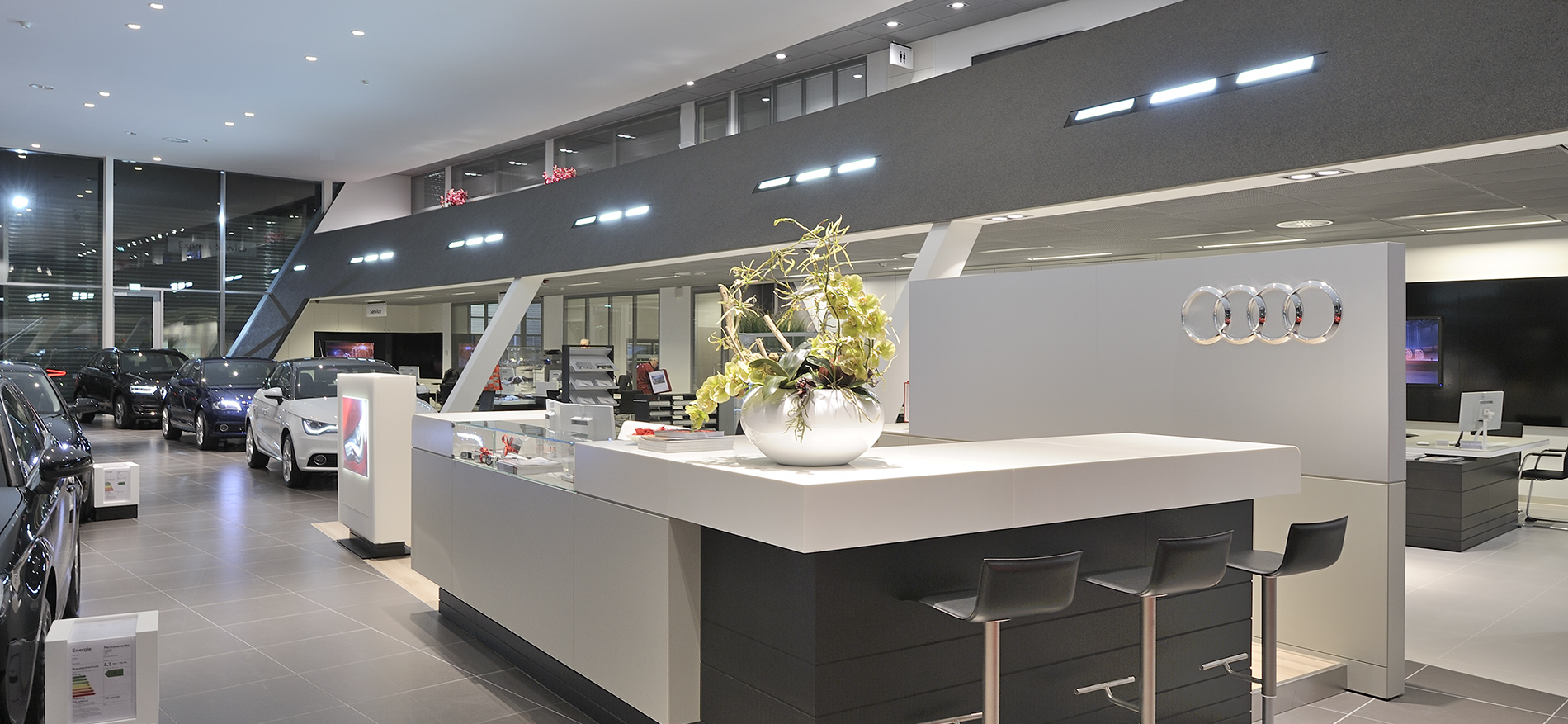 Audi Showroom | Pon Dealer Amersfoort (NL) - 