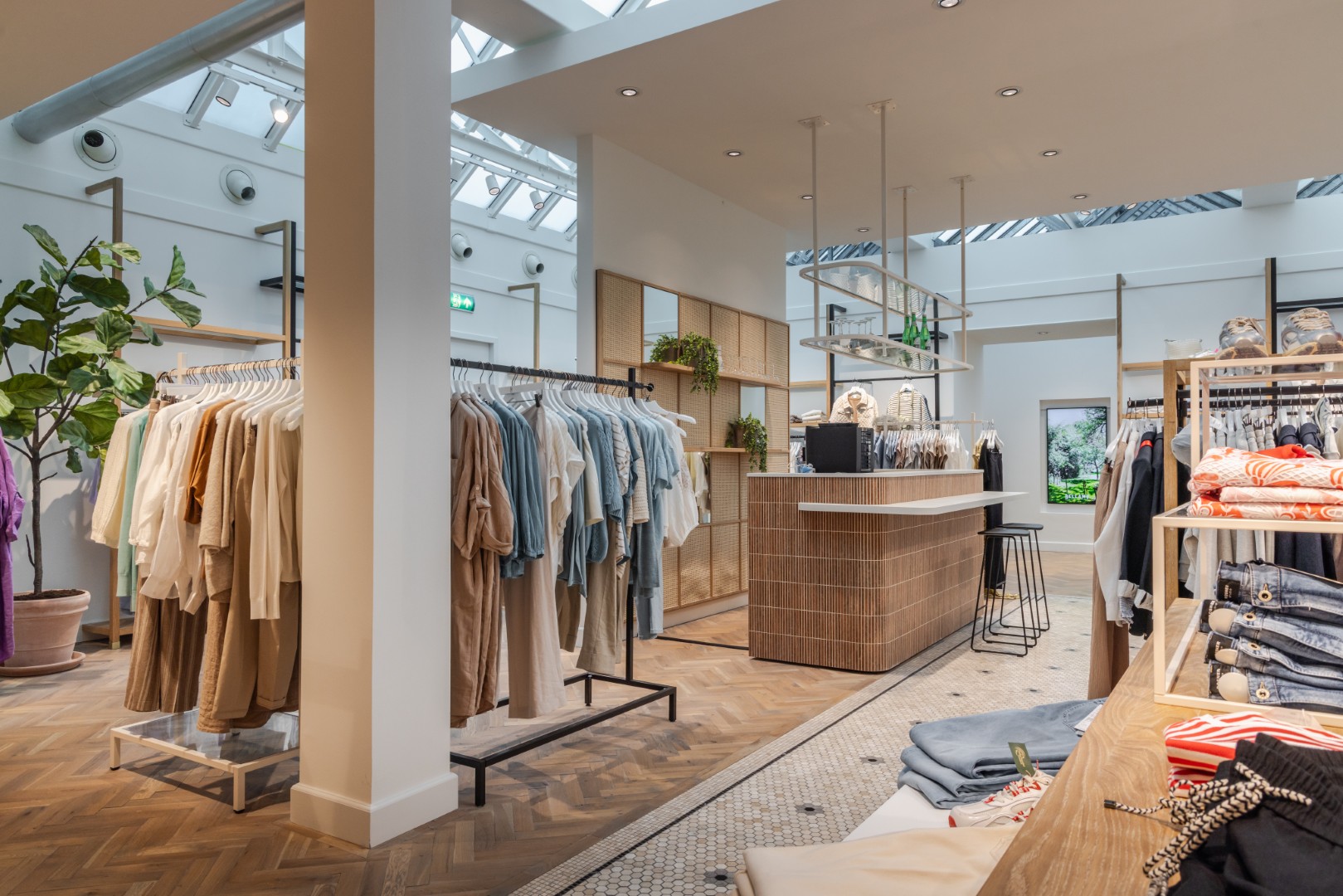 Anna van Toor | Maastricht (NL) - Retail design