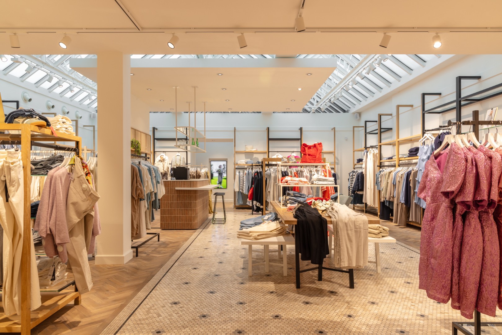 Anna van Toor | Maastricht (NL) - Retail design